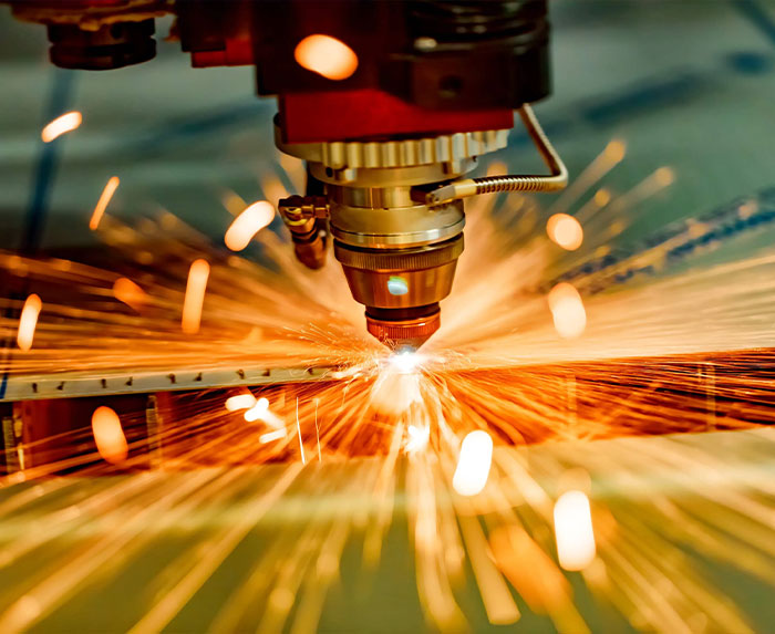 کاربرد و قیمت خدمات برش لیزر فوری