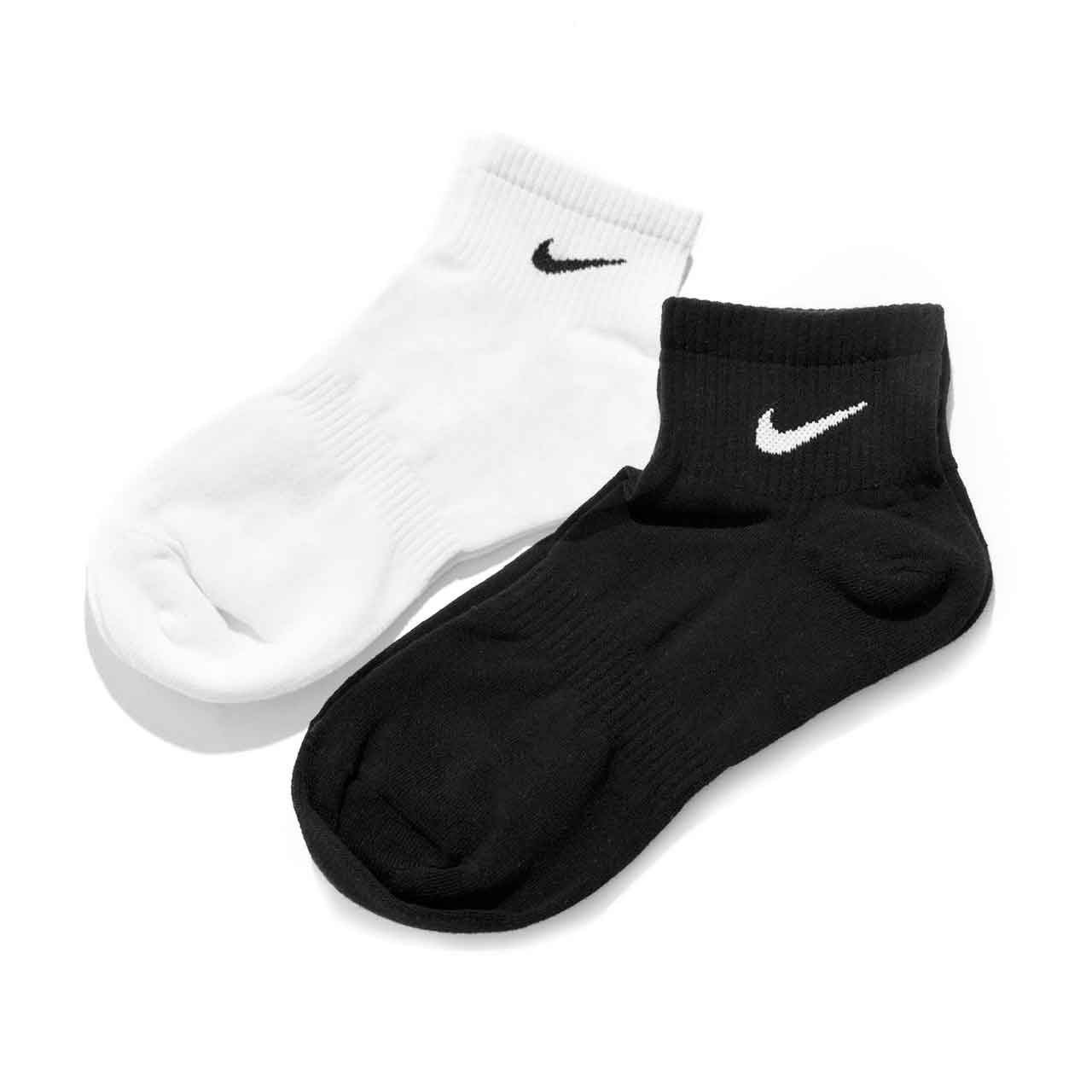 جوراب مچی نخی طرح نایک